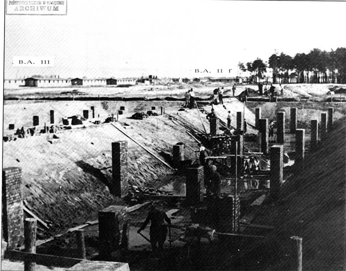 Document 4 [Photo 1/P1]